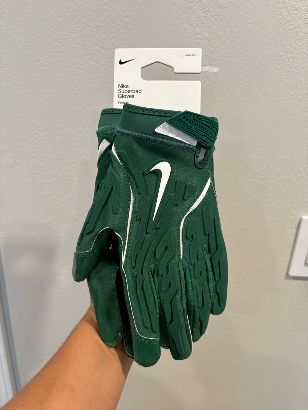 Nike Superbad Football Gloves Magnagrip HF0311-327 Men's Size 3XL Green New